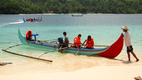 Pesona Teluk Kiluan - Tidak Hanya Lumba-Lumba