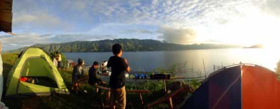 Alam Takengon - foto khas panorama Sony (sumber: koleksi pribadi, kamera: Sony DSC TX-7)