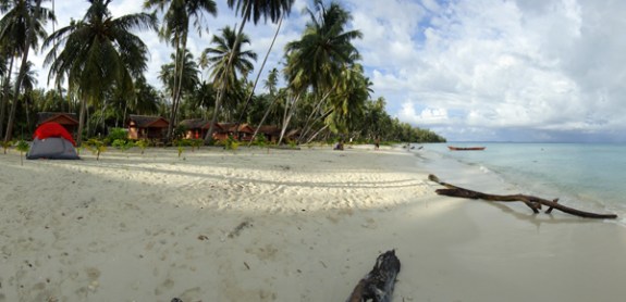 tenda bagi yang tidak mendapat kamar