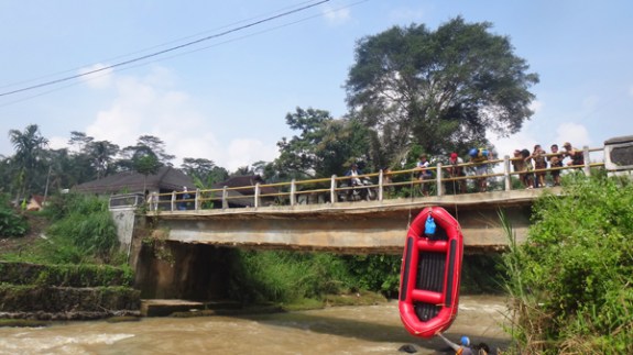 petualangan hari ini usai, kembali menuju basecamp