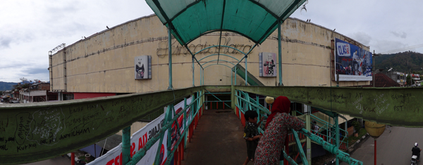 pusat perbelanjaan PLaza kincai