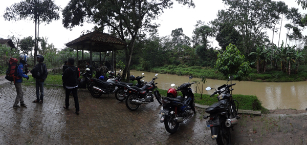 sampai di Pekon Sukajaya, Tepi Sungai Way Besai