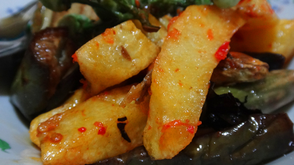ga tahu namanya - tapi dari kentang dan terong 