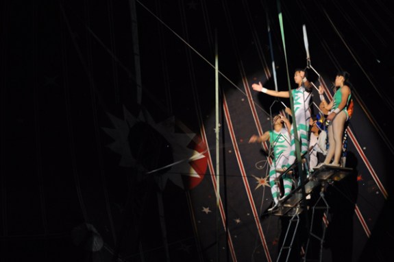 Sirkus - hiburan bagi tua dan muda