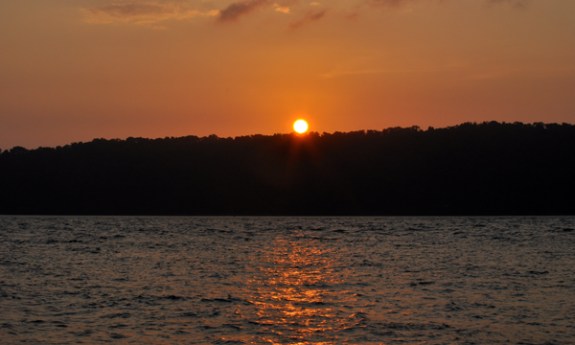 sunrise - sebelum mendepi di Anak Krakatau