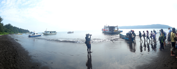 kembali ke laut- menuntaskan keindahan di Gunung Anak Krakatau kembali ke laut- menuntaskan keindahan di Gunung Anak Krakatau