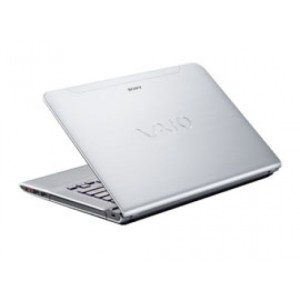 Sony Vaio E14P Silver - laptop impian untuk editing video travelling (sumber: http://sony.co.id)