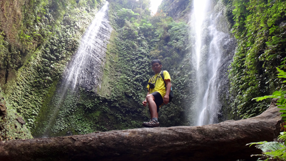 bonus - keajaiban alam air terjun kembar Murusabe (sumber:koleksi pribadi)