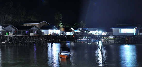 Tenang - Malam di Derawan 