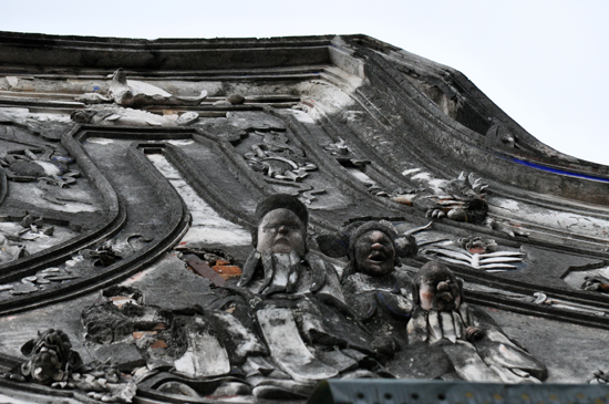 Relief dewa perang Kwang Kong