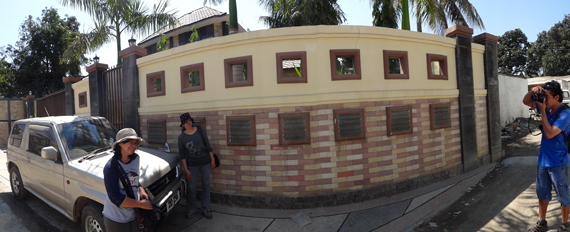 Rumah KD dan suami di Kampung Alor