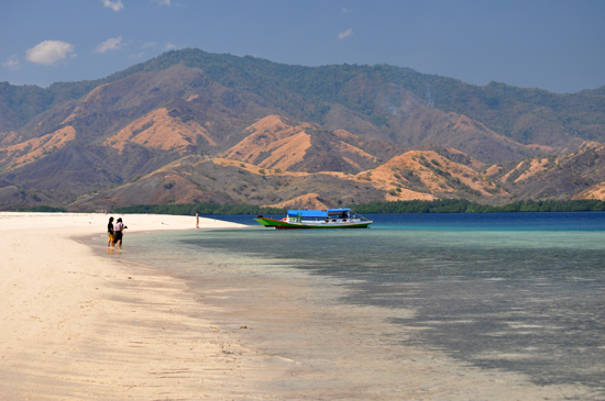 Pulau Rutong- Taman Laut 17 Riung