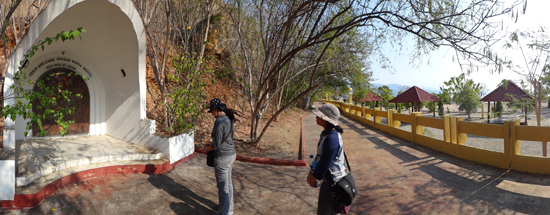 shelter prosesi jalan salib