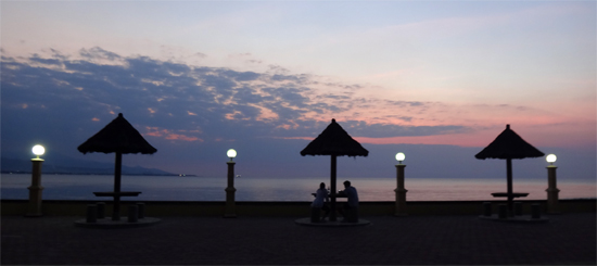 Pantai di depan Bukit Tanjung Fatucama