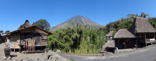 di kaki gunung Iriene