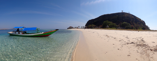 singgah di Pulau Rutong