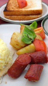 roti + telur + sosis = sarapan jilid 3