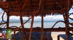 pondok kecil di tepi pantai