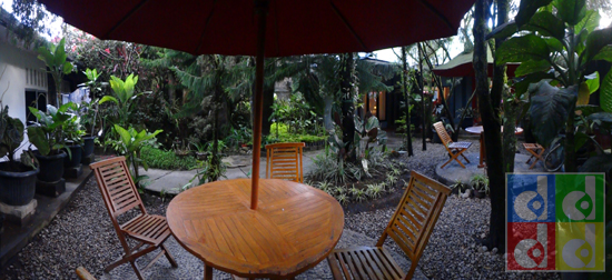 Taman di dekat Lobi