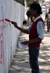 aksi demo damai tapi mengotori dinding :p
