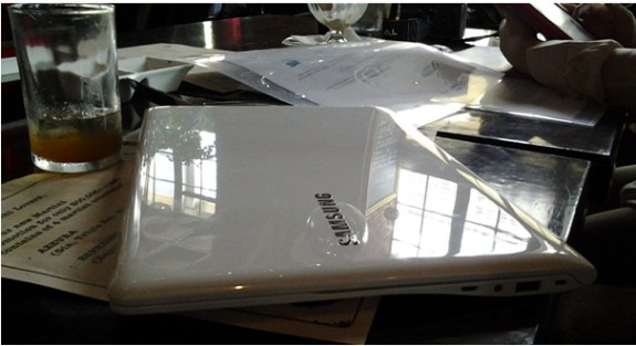 ATIV Book 9 Lite dibekali Prosesor quad-core 1.4GHz dan Radeon HD8250