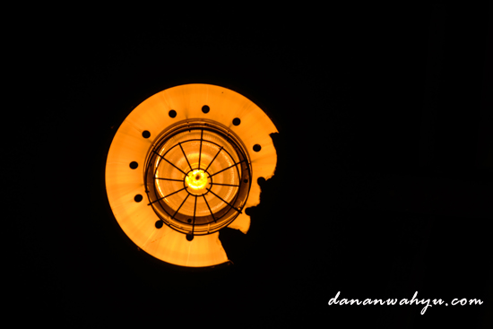 Unusual POV - Broken Moon