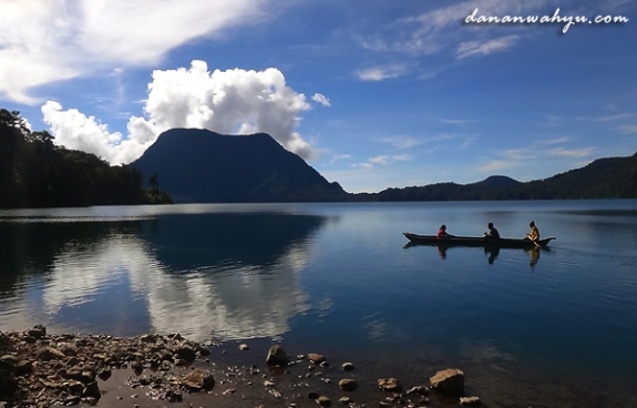 Danau Gunung Tujuh - danau vulkanis tertinggi di Asia Ternggara