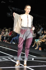 atasan overslag dibuka