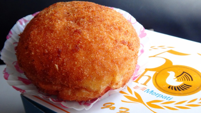 ini snack ulang tahun Merpati yang keberapa ya?