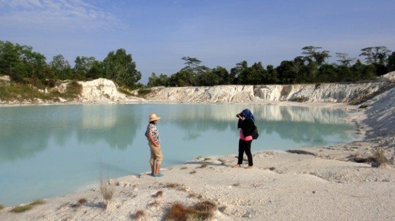 dahulu tidak ada yang menyangka bekas tambang Kaolin diminati wisatawan dan memberikan dampak ekonomis