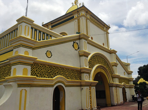 pintu gerbang Masjid Jamik Sumenep sarat simbol dan filosofi