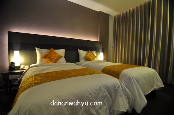 kamar bernuansa minimalis dan nyaman