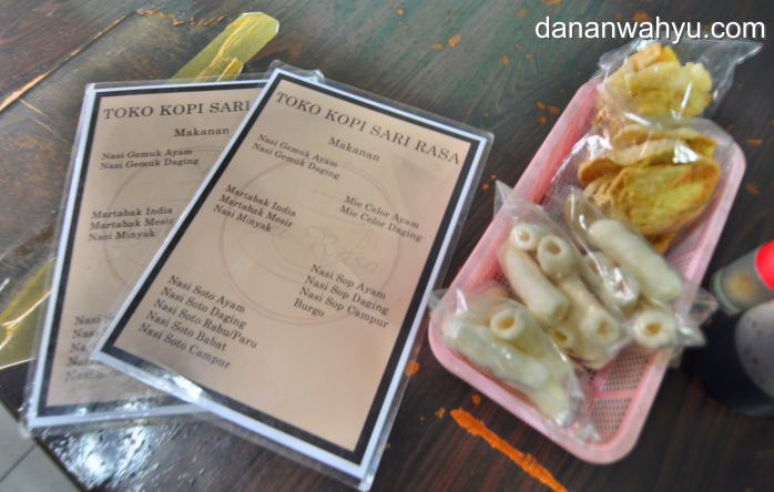 mengintip menu makanan Sari Rasa