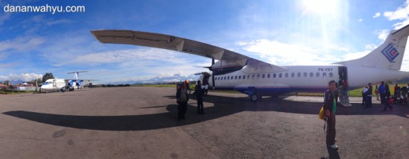 Trigana Air di Bandara Wamena 