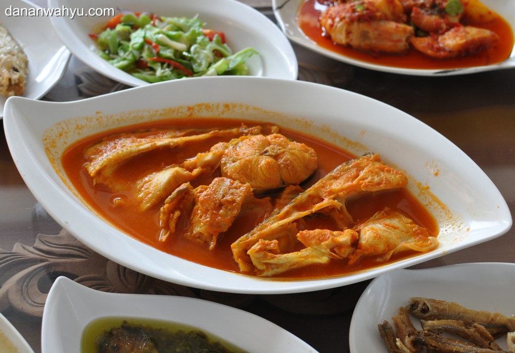 ikan asam pedas