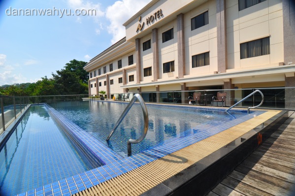 i Hotel sepelemparan batu dari Nagoya