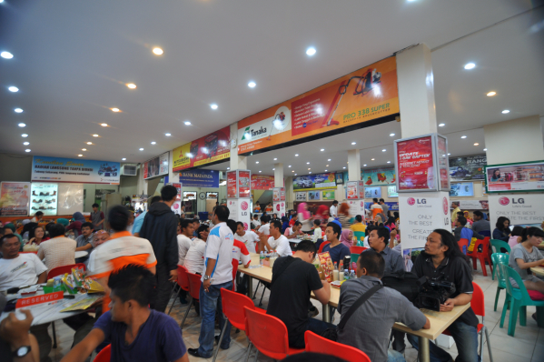 kongkow bareng di kedai Kimteng