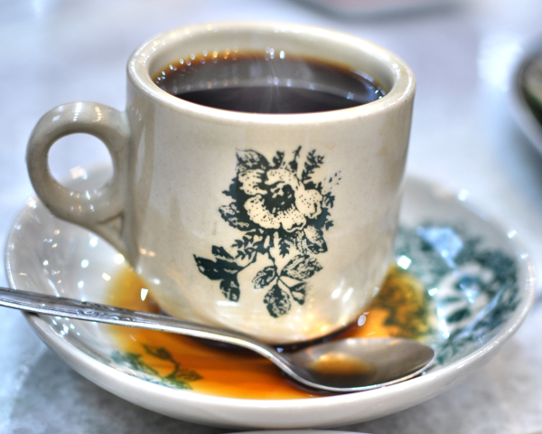 secangkir kopi Kimteng 