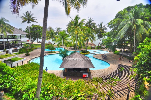 Aqua pool, kolam renang di area sayap Riani