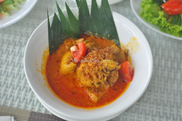 Ayam Bumbu Kari