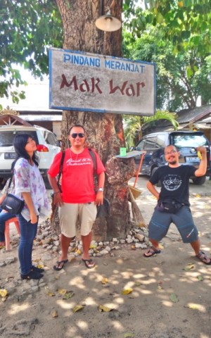 wajah-wajah sumringah kekenyangan