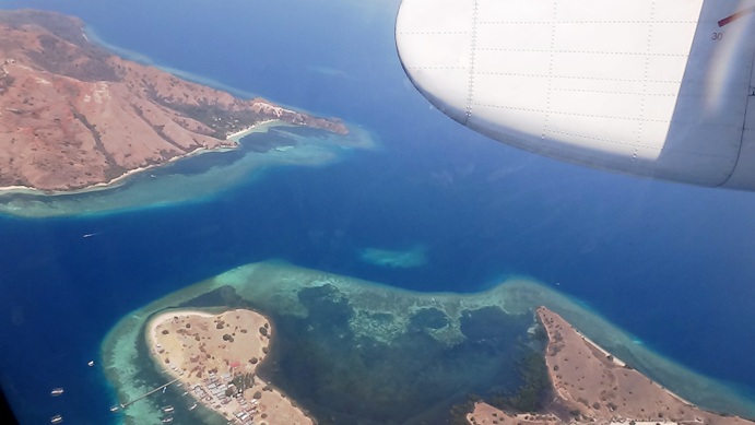 Taman Nasional Komodo dari udara