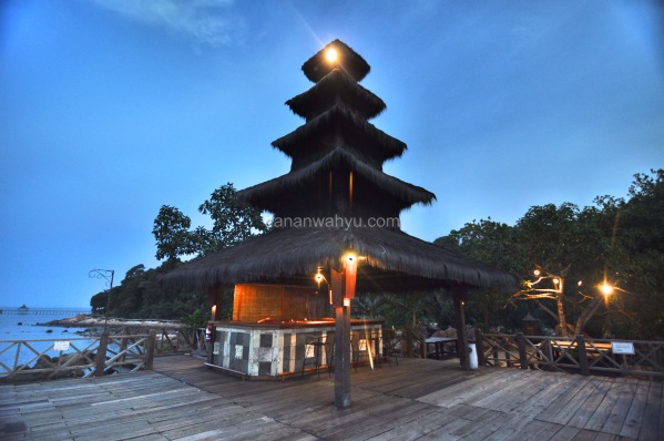 Island Bar , Turi Beach Resort