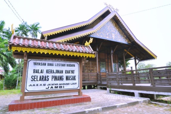 Balai Kerajinan Rakyat Selaras Pinang Masak