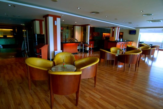 Mosaic Lounge Novotel Hotel