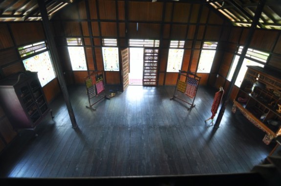 ineterior diambil dari atas panteh