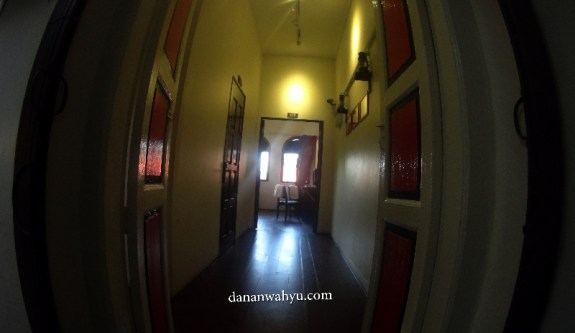 elemen tradisional tetap dipertahankan