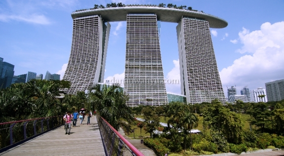 Marina Bay Sands Hotel - ikon Singapura
