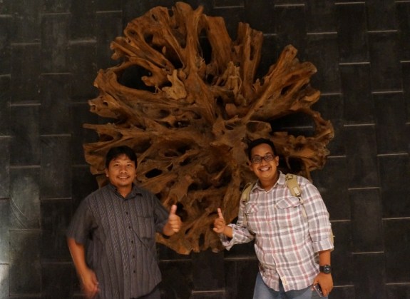 kita ngga jomblo kok, dia udah nikah saya single