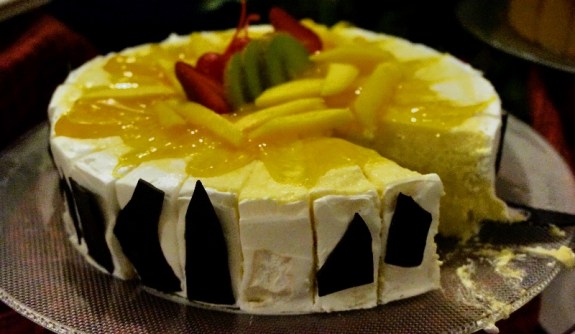 chesse cake dengan saus mangga